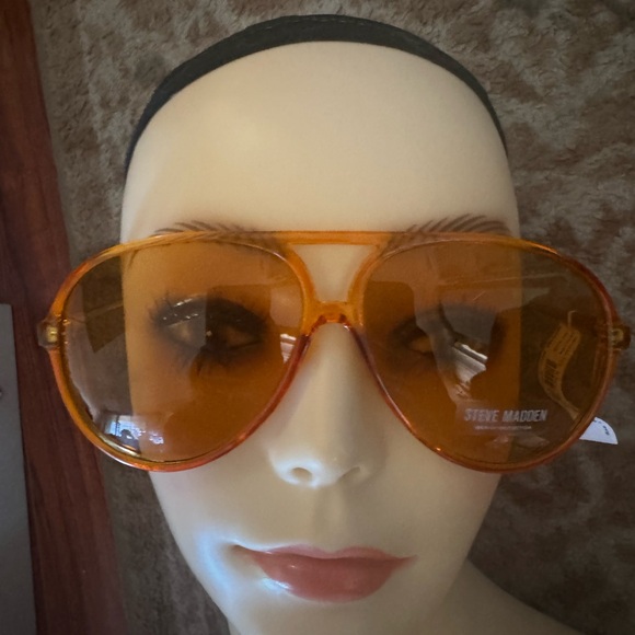 Steve Madden aviator sunglasses orange lenses - Picture 5 of 6